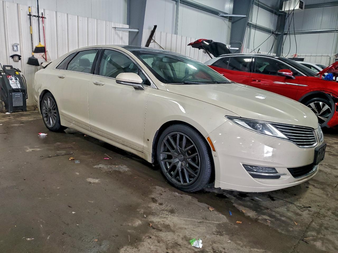 2014 LINCOLN MKZ photo 4