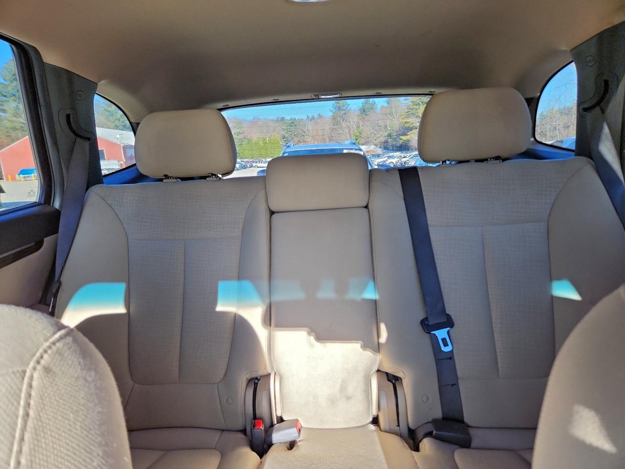 2012 HYUNDAI SANTA FE GLS photo 10