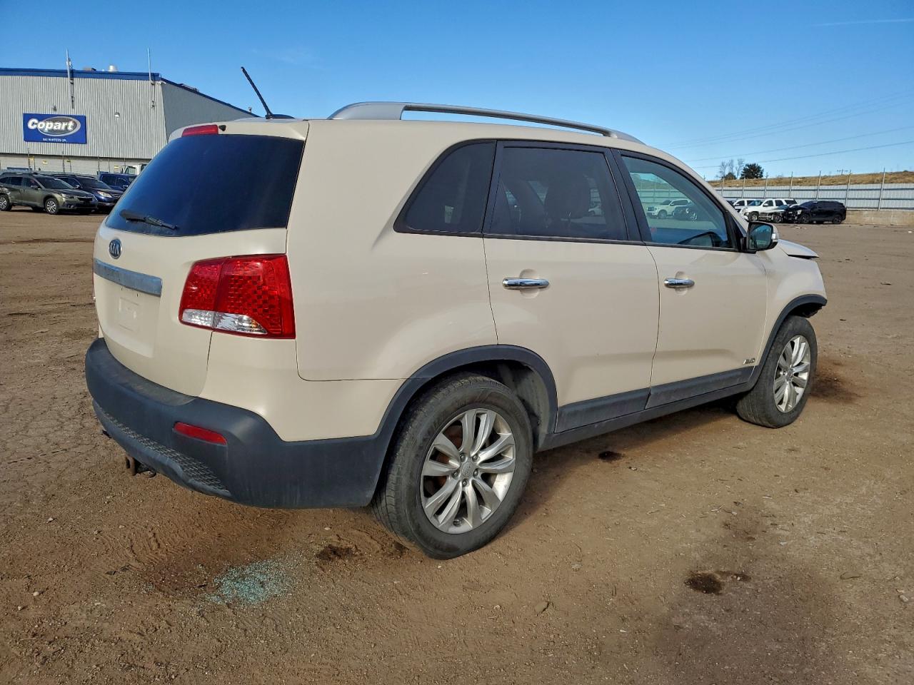 2011 KIA SORENTO BASE photo 3
