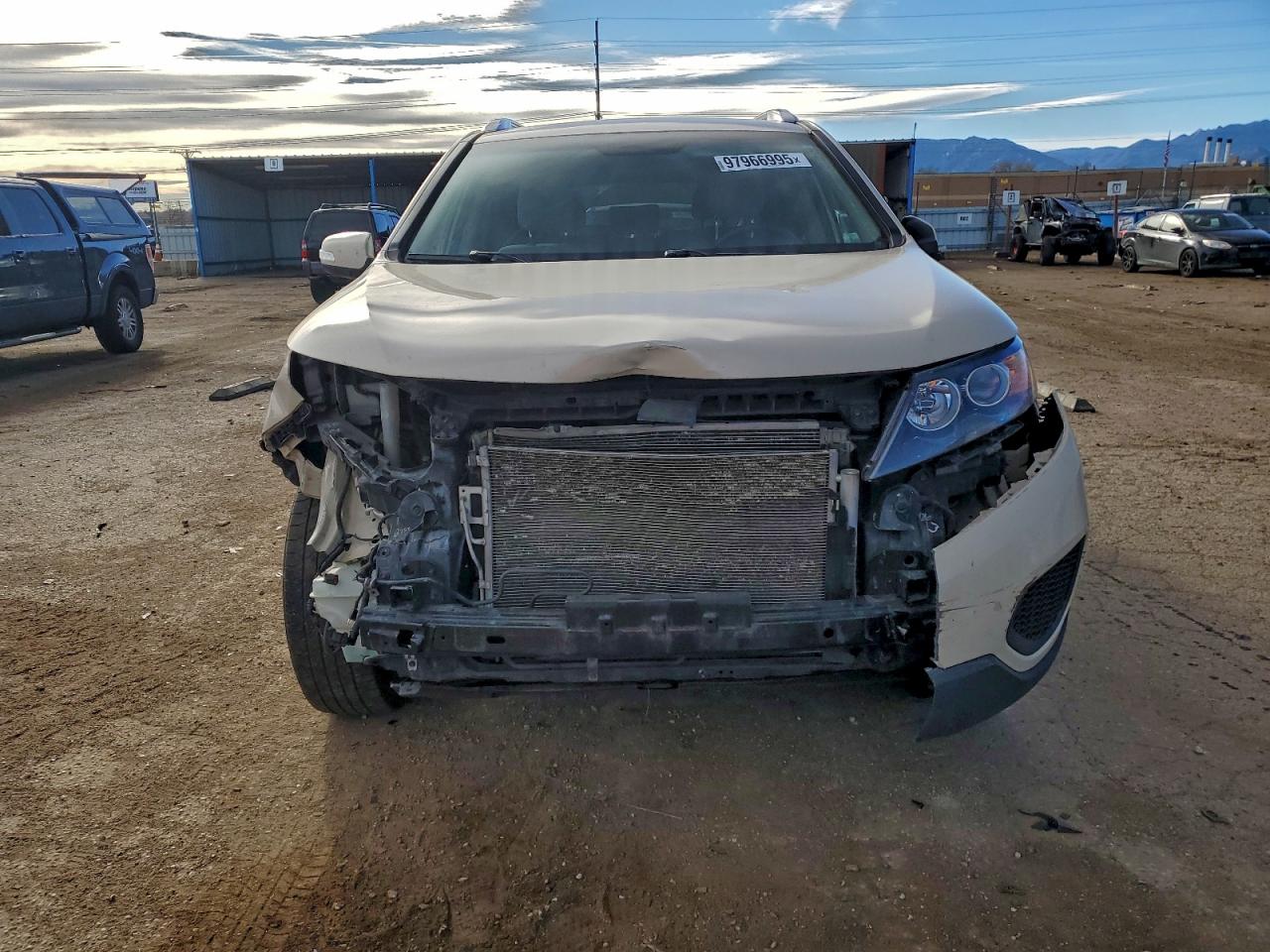 2011 KIA SORENTO BASE photo 5