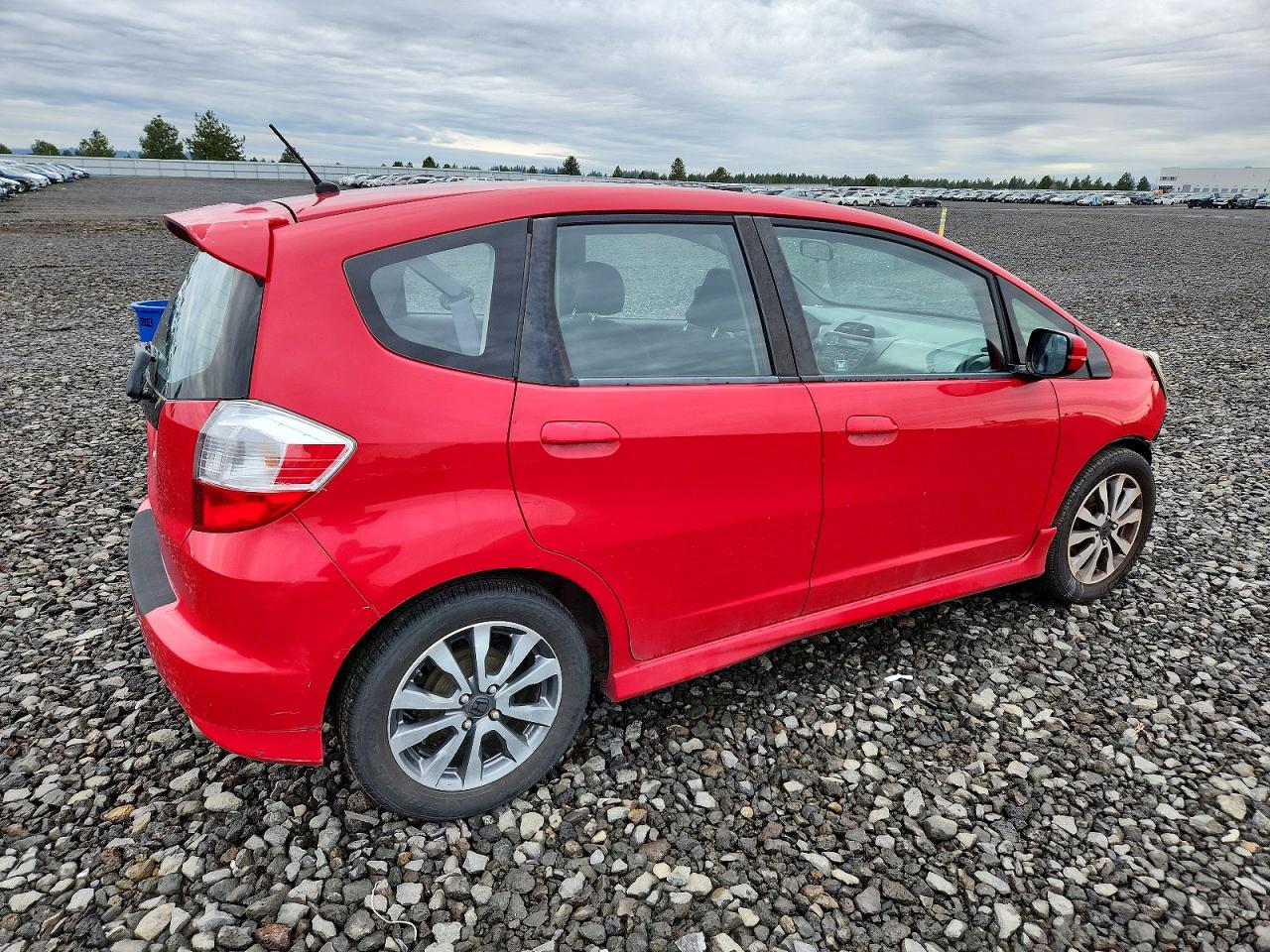 2013 HONDA FIT SPORT photo 3