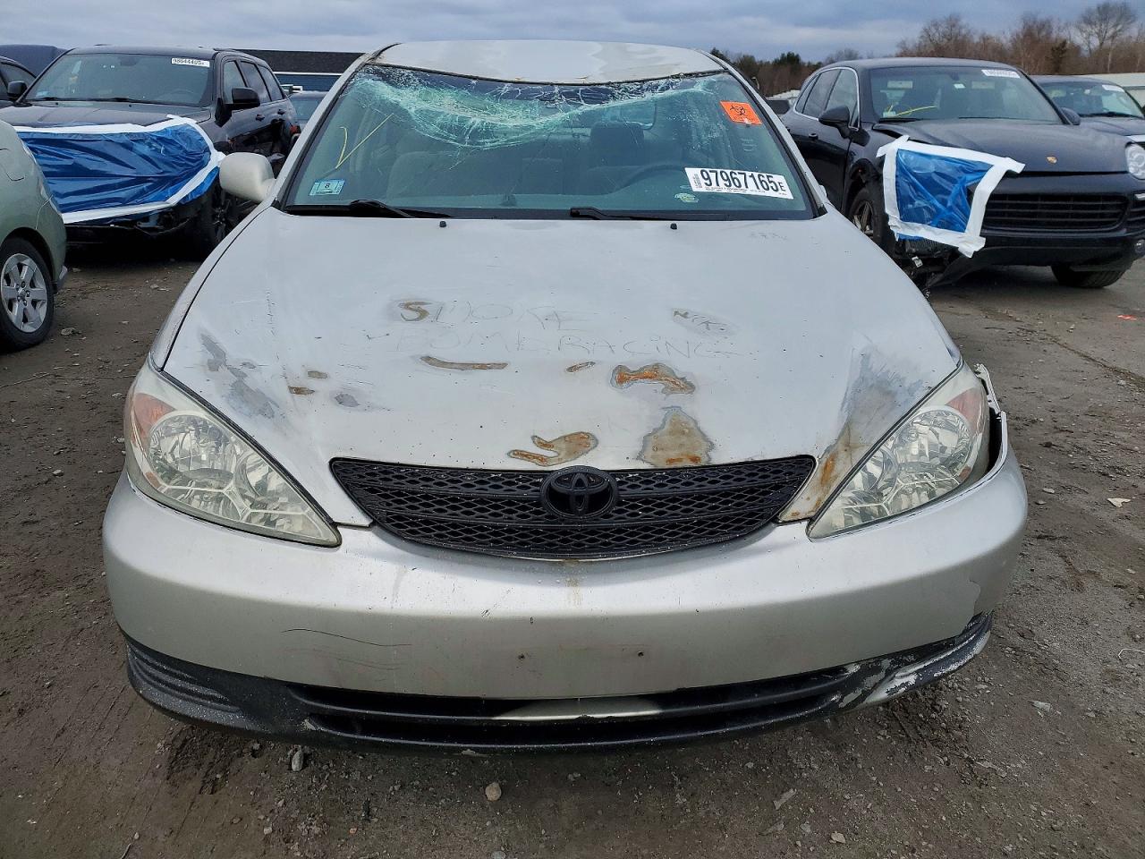 2002 TOYOTA CAMRY LE photo 5