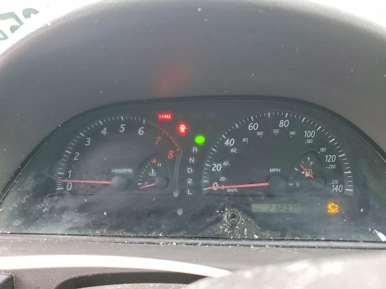 2002 TOYOTA CAMRY LE photo 9