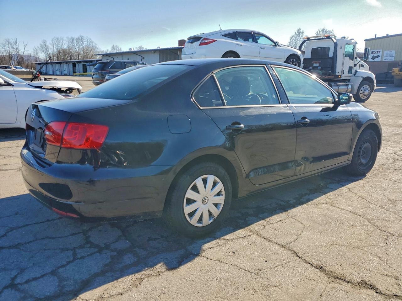 2013 VOLKSWAGEN JETTA BASE photo 3