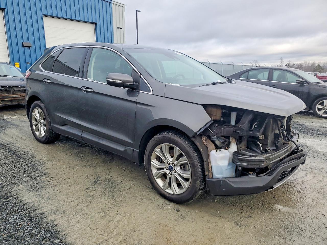 2019 FORD EDGE TITANIUM photo 4
