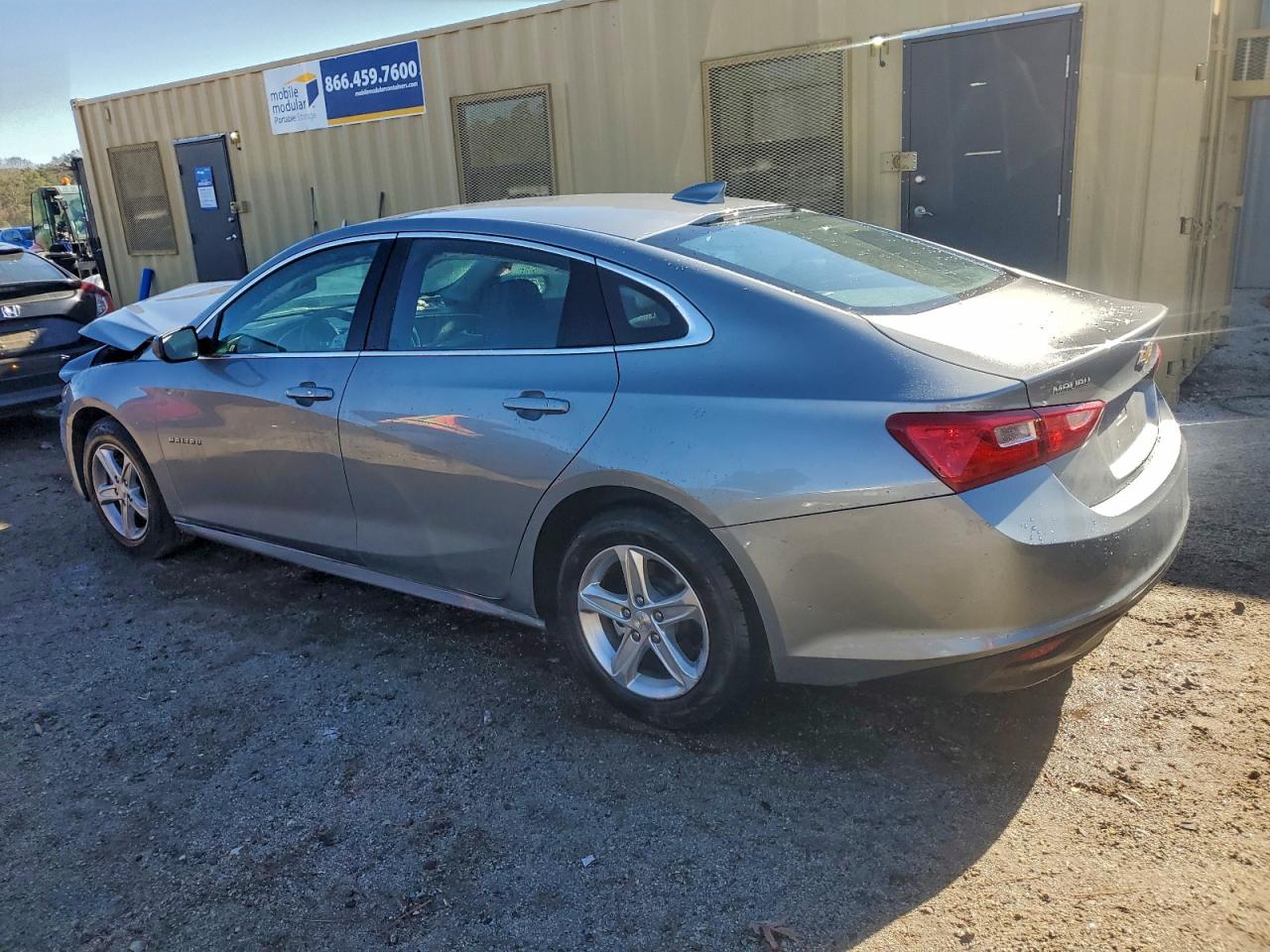 2024 CHEVROLET MALIBU LT photo 2