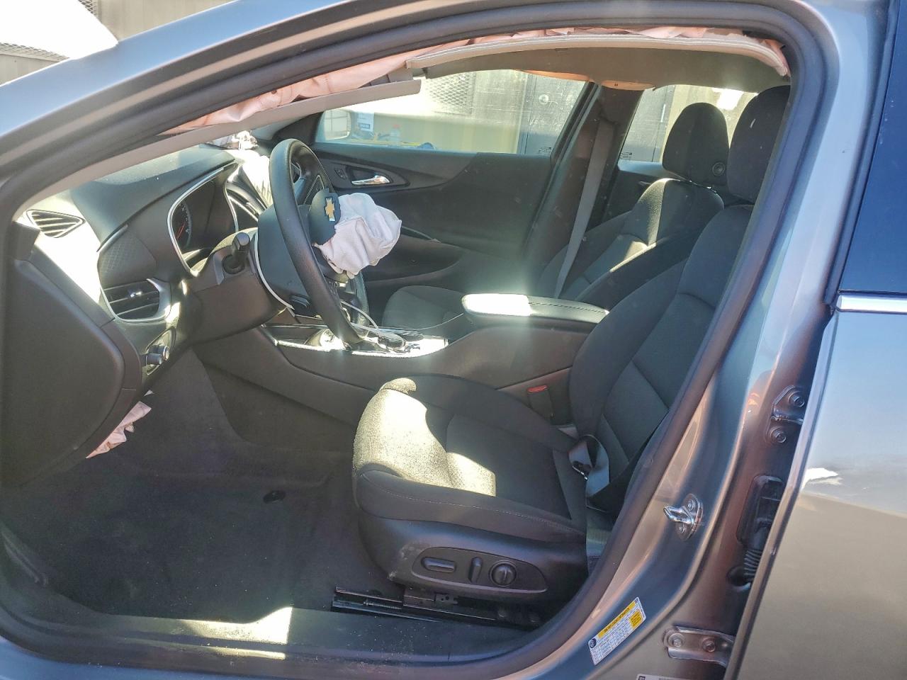 2024 CHEVROLET MALIBU LT photo 7