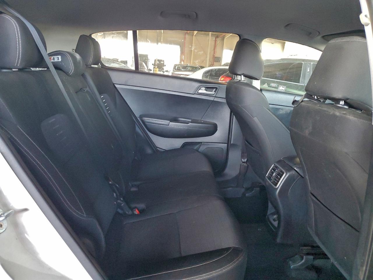 2018 KIA SPORTAGE LX photo 11