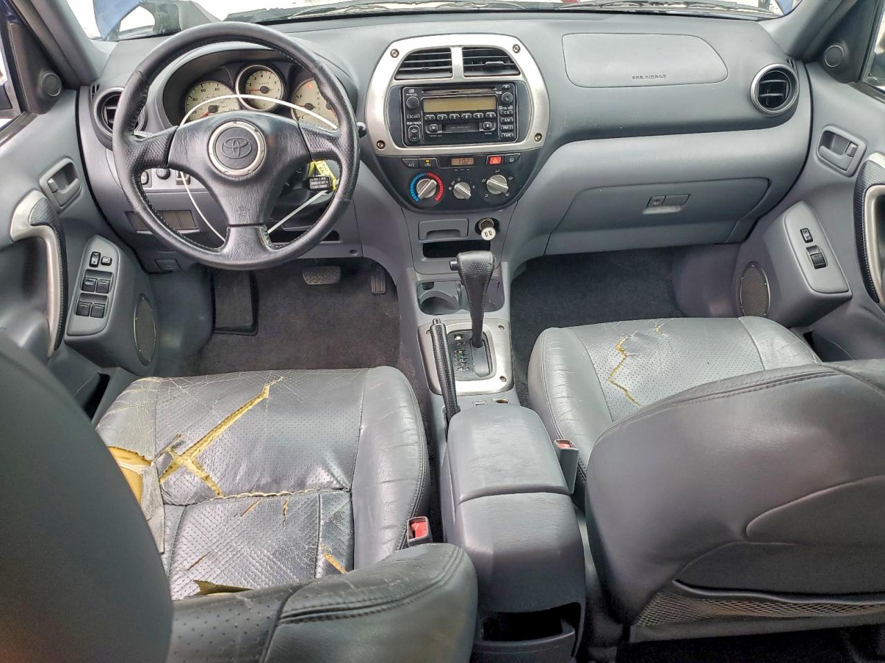 2002 TOYOTA RAV4 photo 8