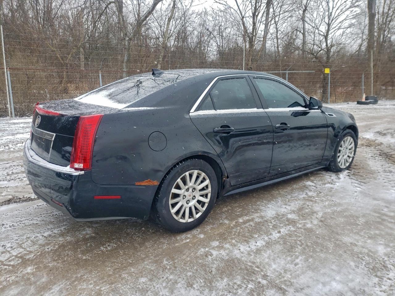2011 CADILLAC CTS photo 3