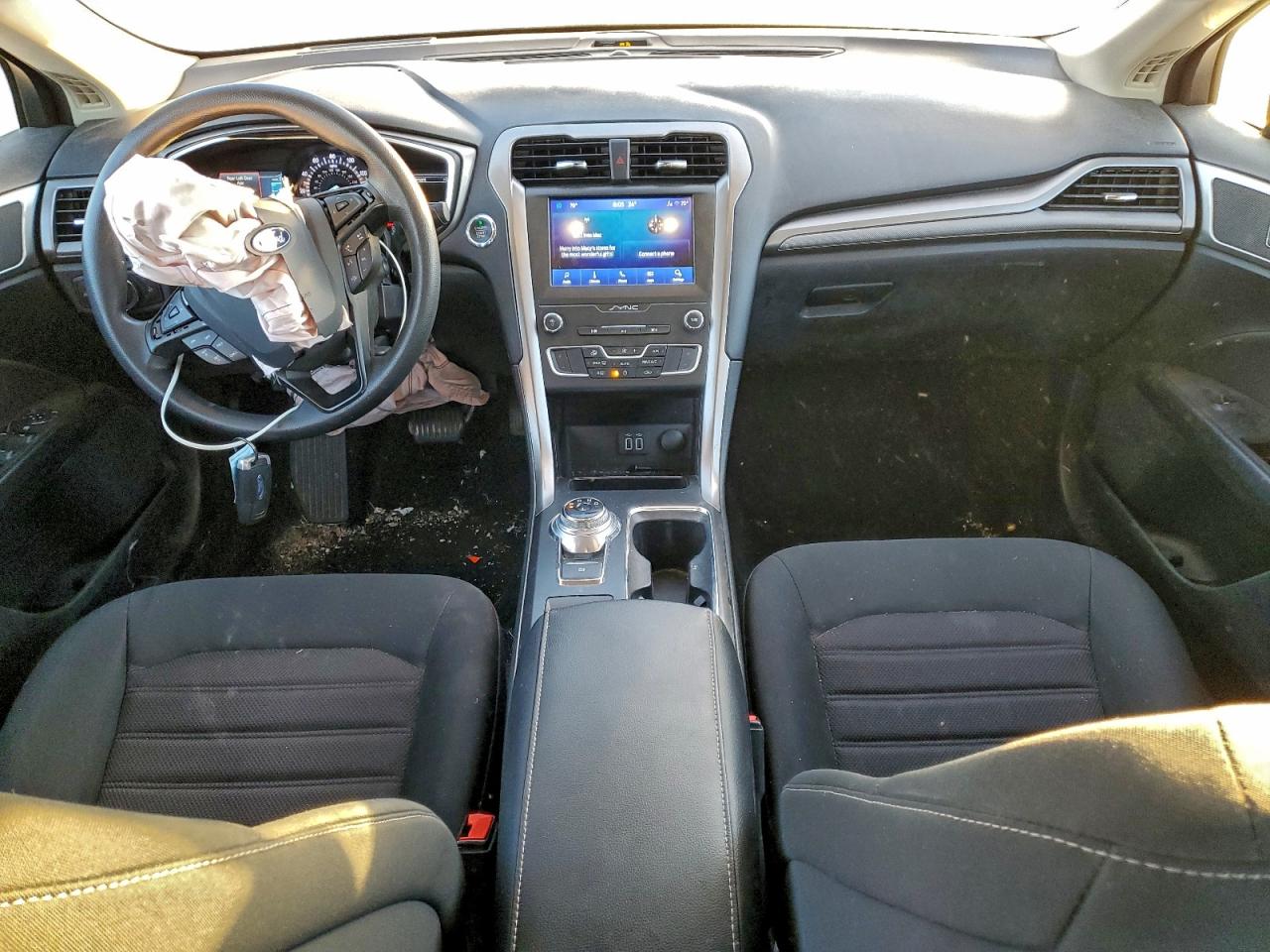 2020 FORD FUSION SE photo 8