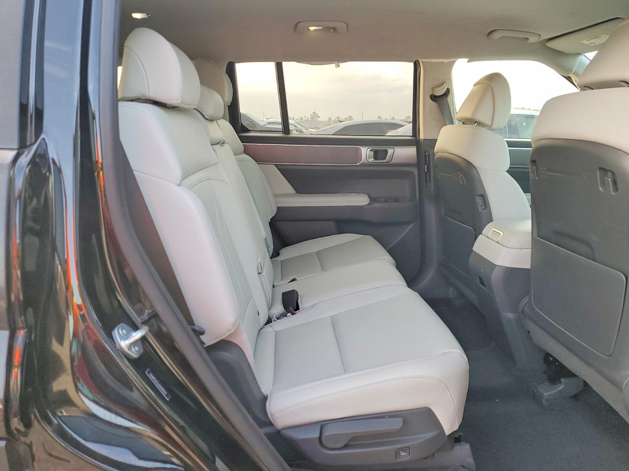 2025 HYUNDAI SANTA FE SEL photo 11