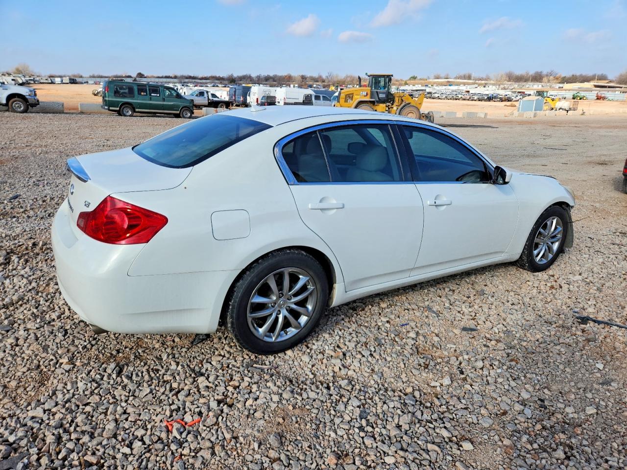 2009 INFINITI G37 BASE photo 3