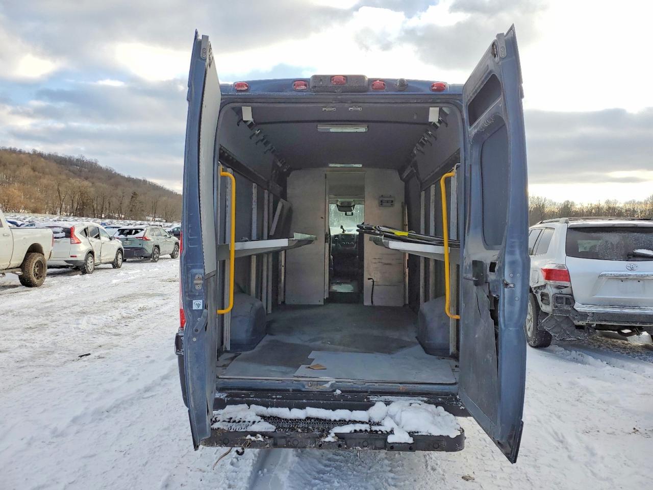 2021 RAM PROMASTER 3500 DELIVERY VAN photo 10