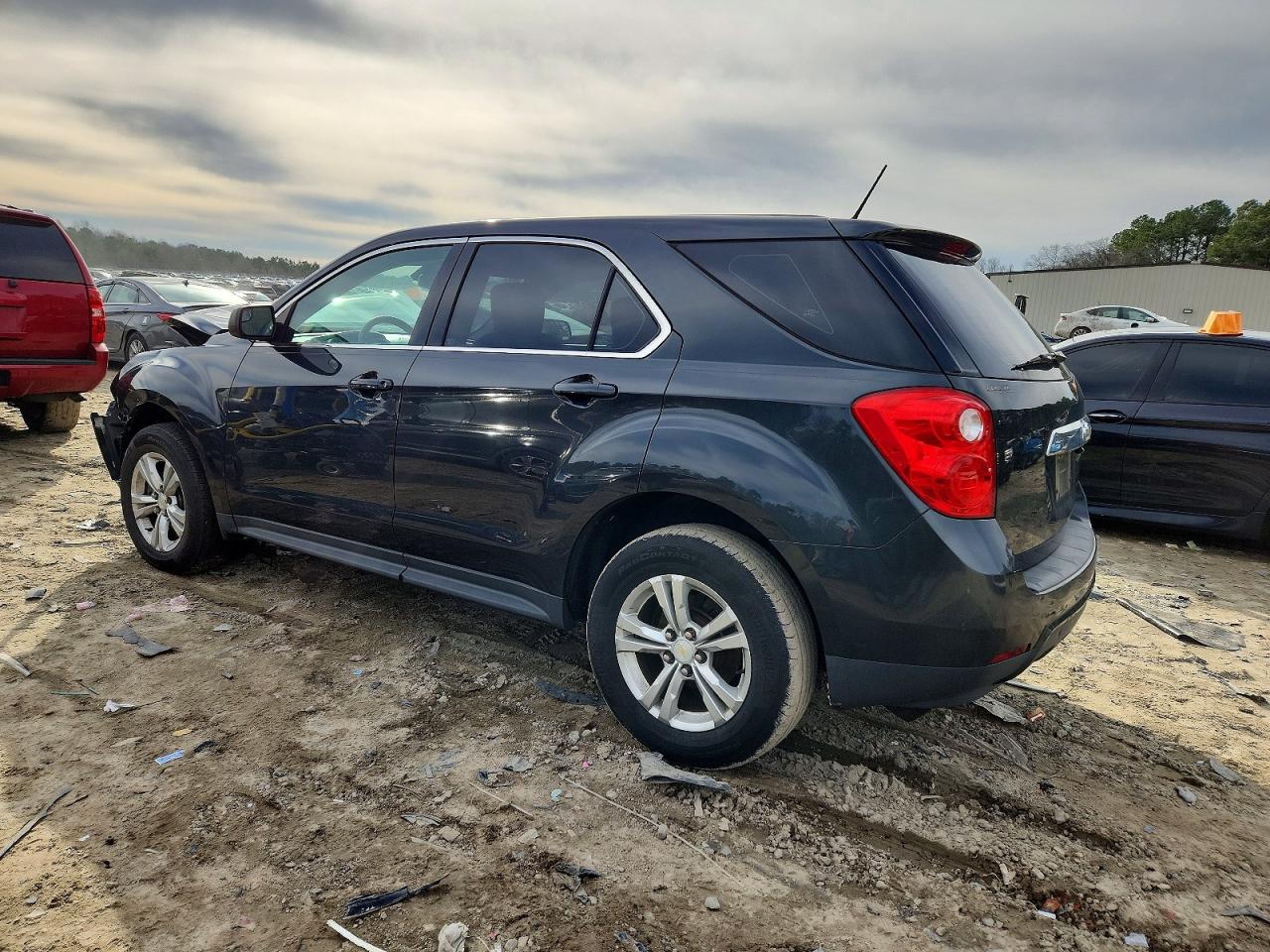 2014 CHEVROLET EQUINOX LS photo 2