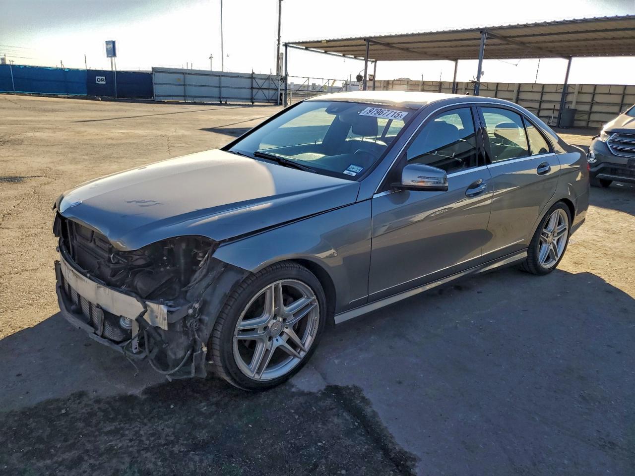 2013 MERCEDES-BENZ C