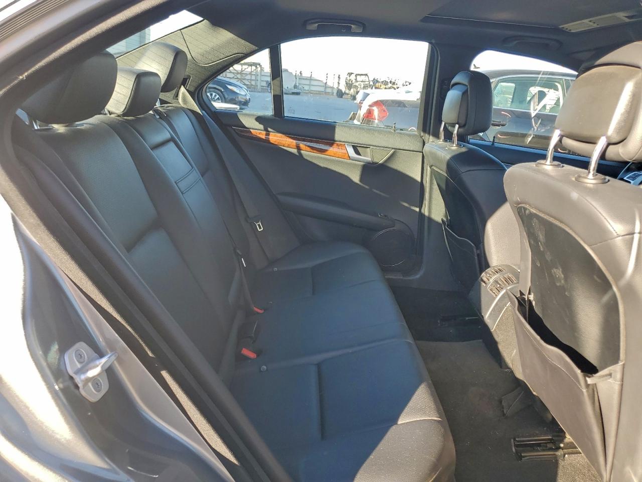2013 MERCEDES-BENZ C 250 photo 10