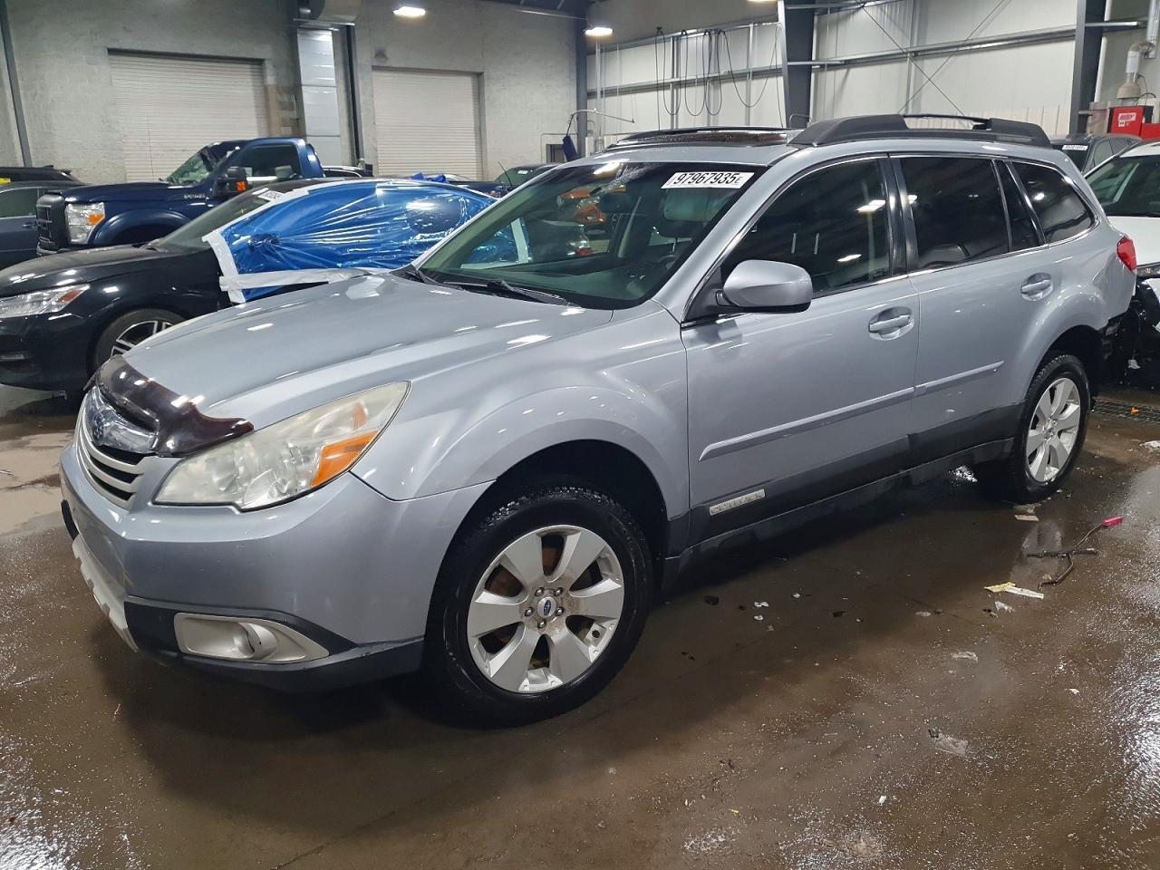 2012 SUBARU OUTBACK