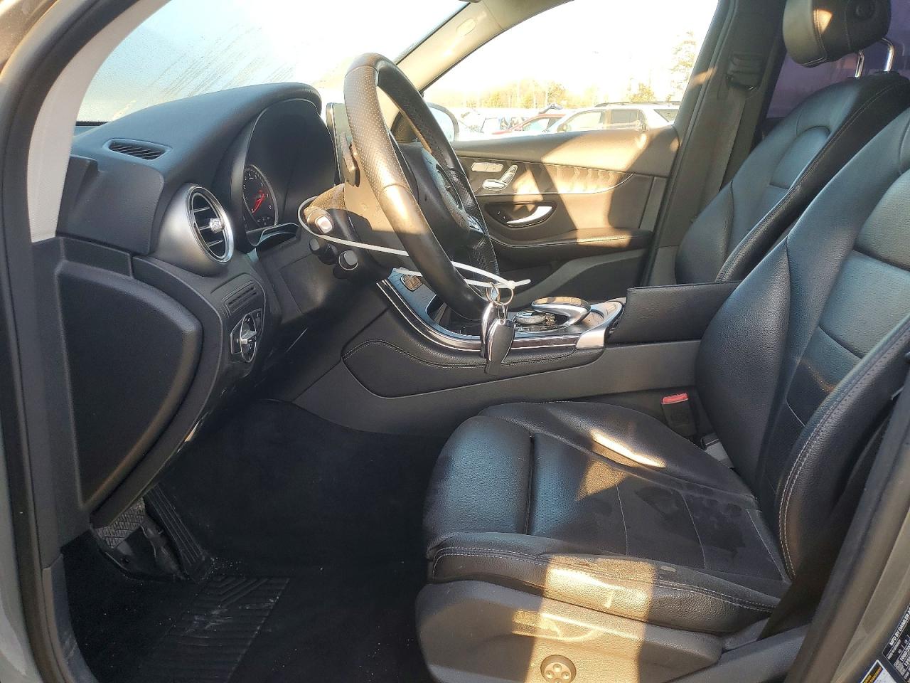 2016 MERCEDES-BENZ GLC 300 photo 7