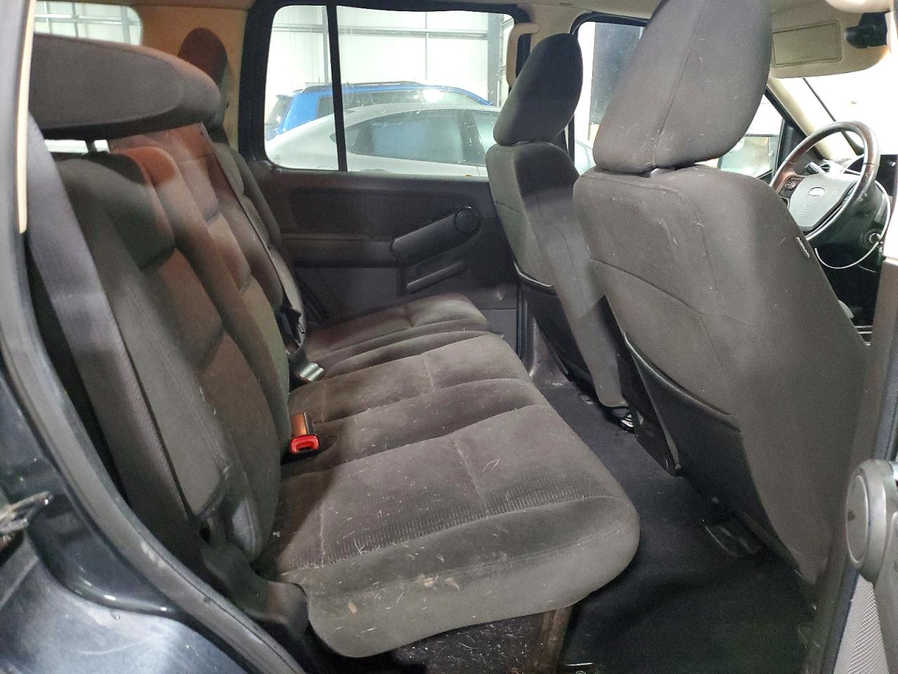 2010 FORD EXPLORER XLT photo 10