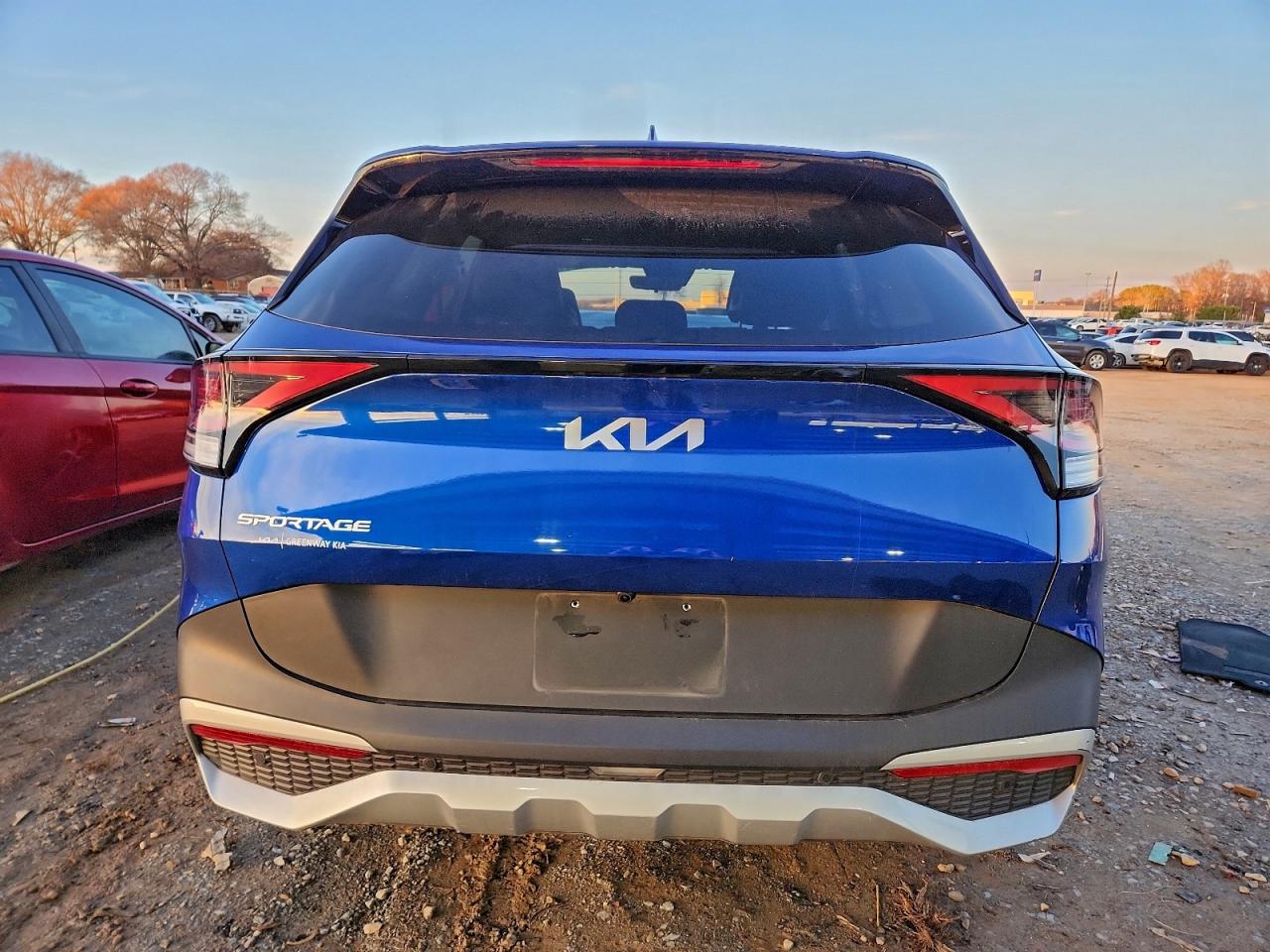 2025 KIA SPORTAGE EX photo 6