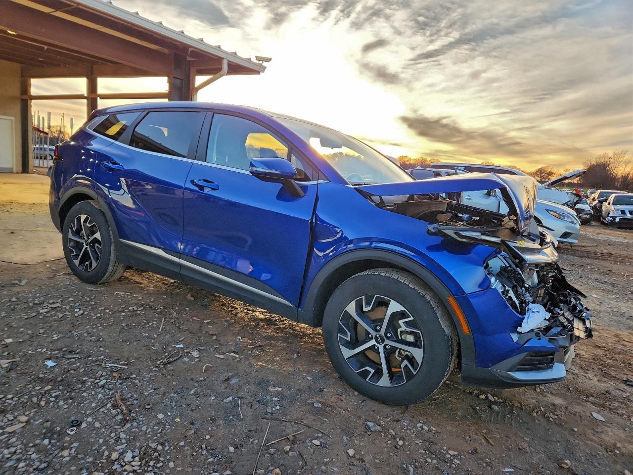 2025 KIA SPORTAGE EX photo 4