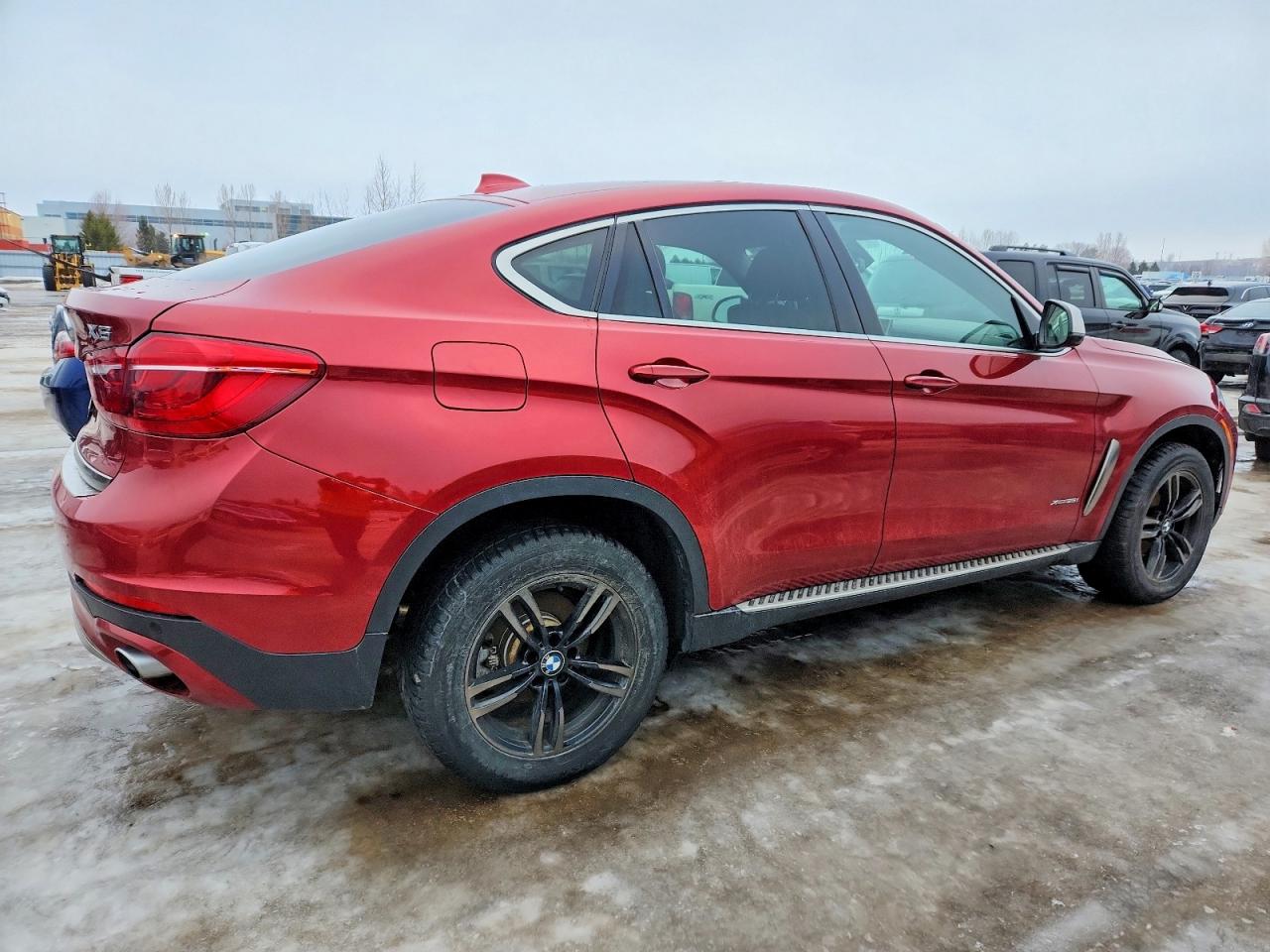 2015 BMW X6 XDRIVE35I photo 3