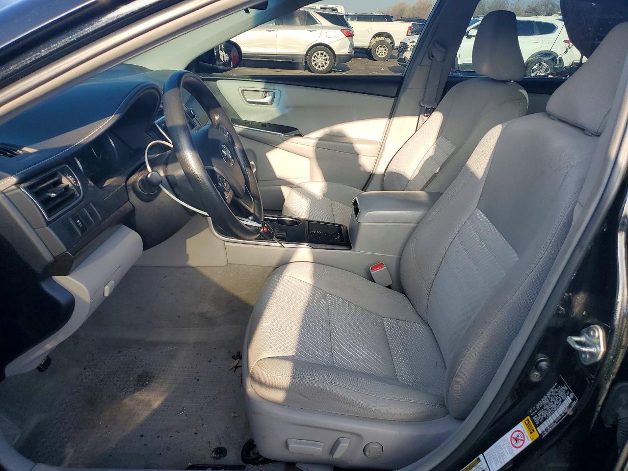2016 TOYOTA CAMRY LE photo 7