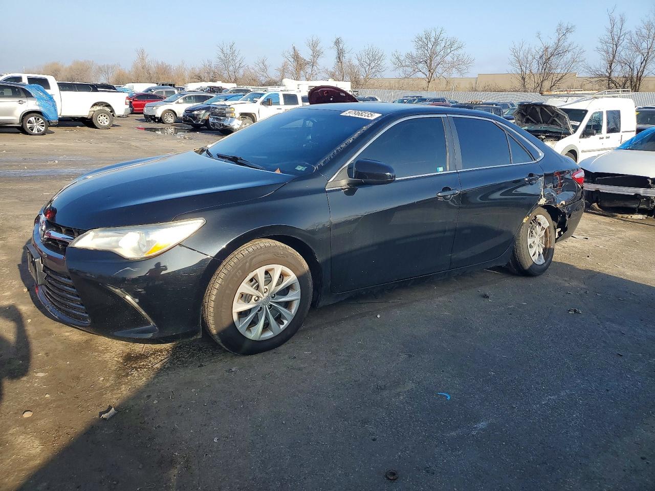 2016 TOYOTA CAMRY