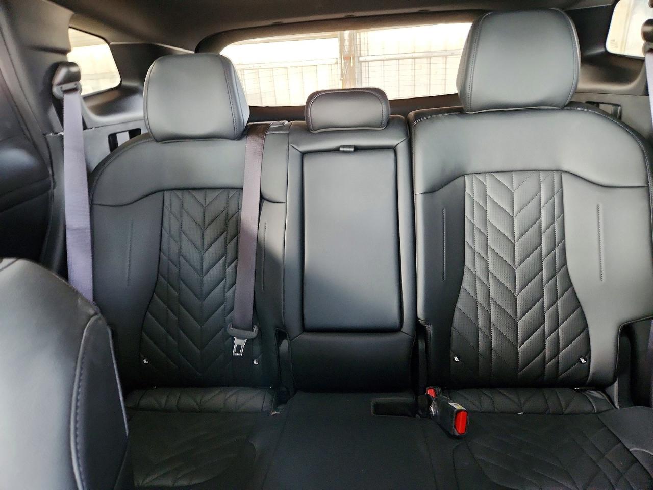 2025 KIA SPORTAGE X LINE photo 10