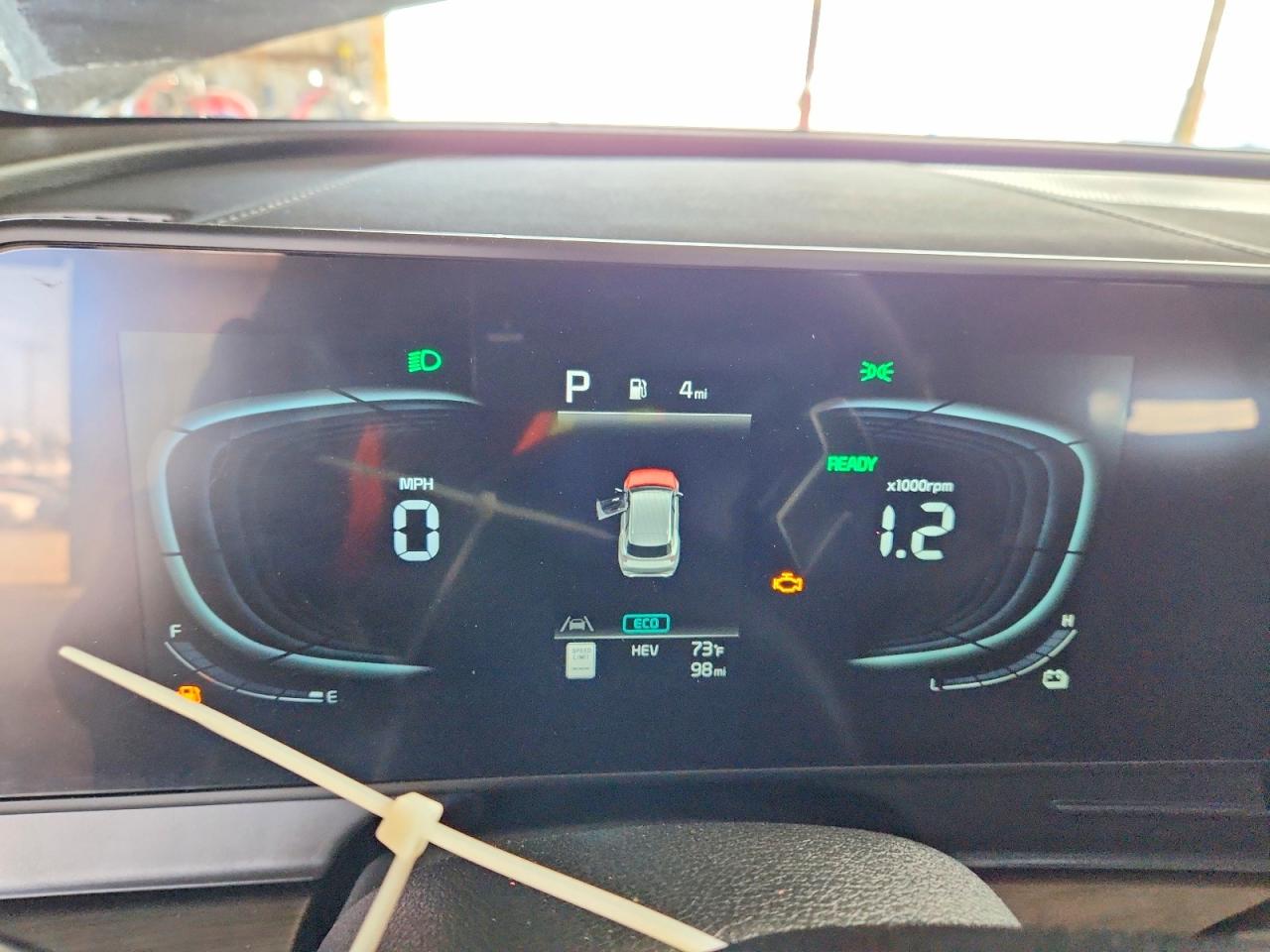 2025 KIA SPORTAGE X LINE photo 9