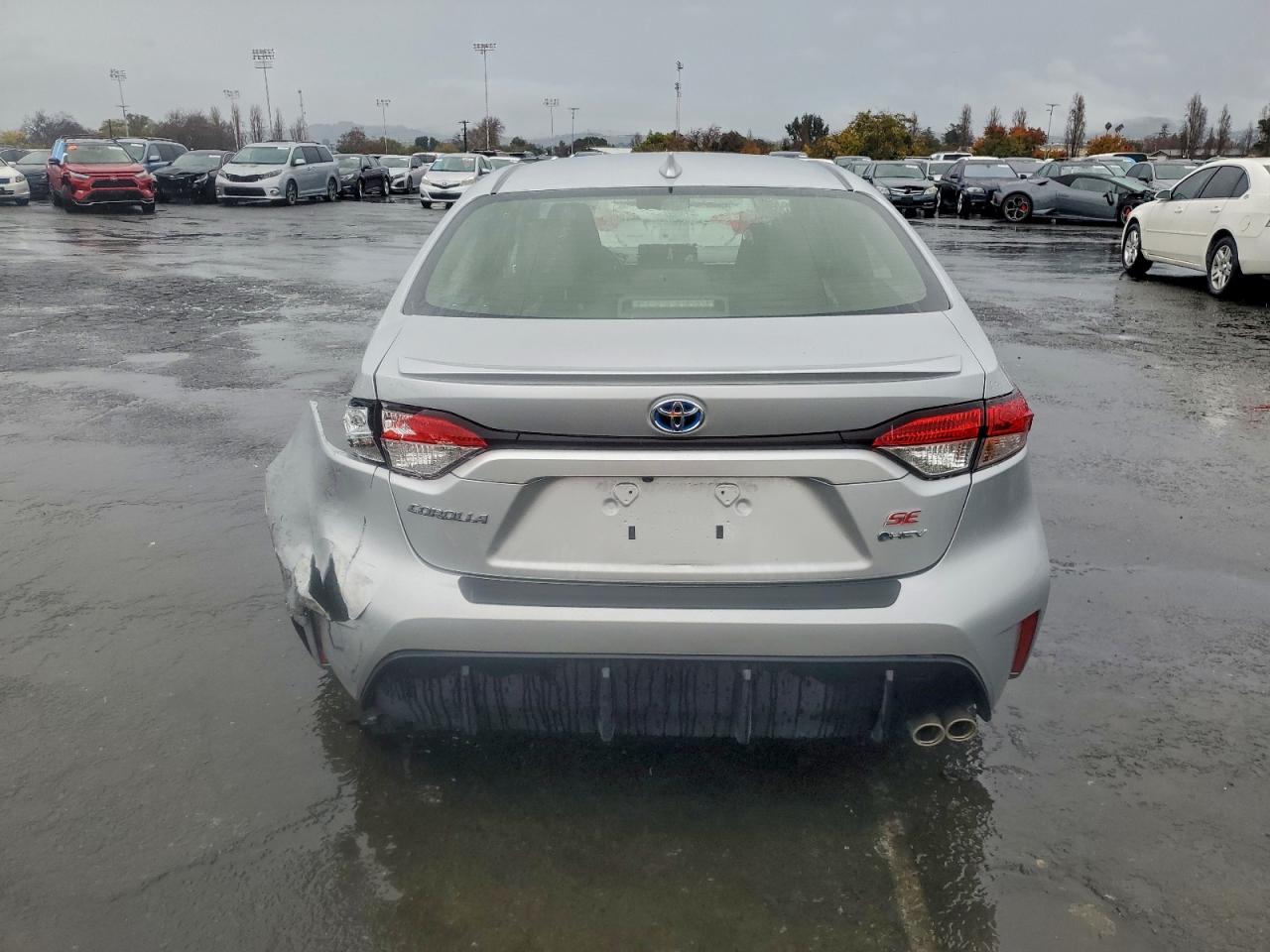2025 TOYOTA COROLLA LE photo 6