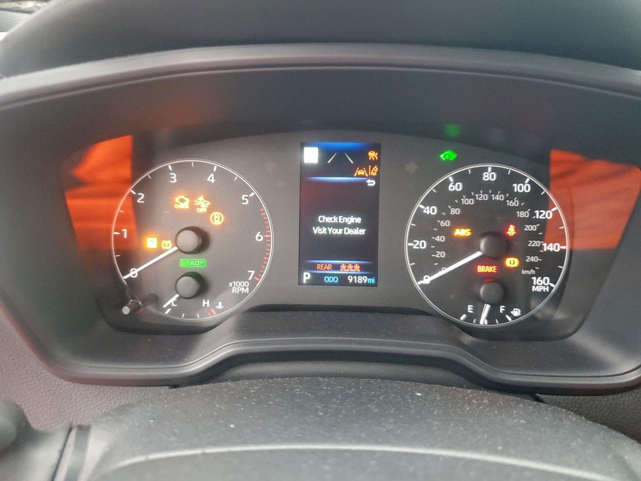 2025 TOYOTA COROLLA LE photo 9