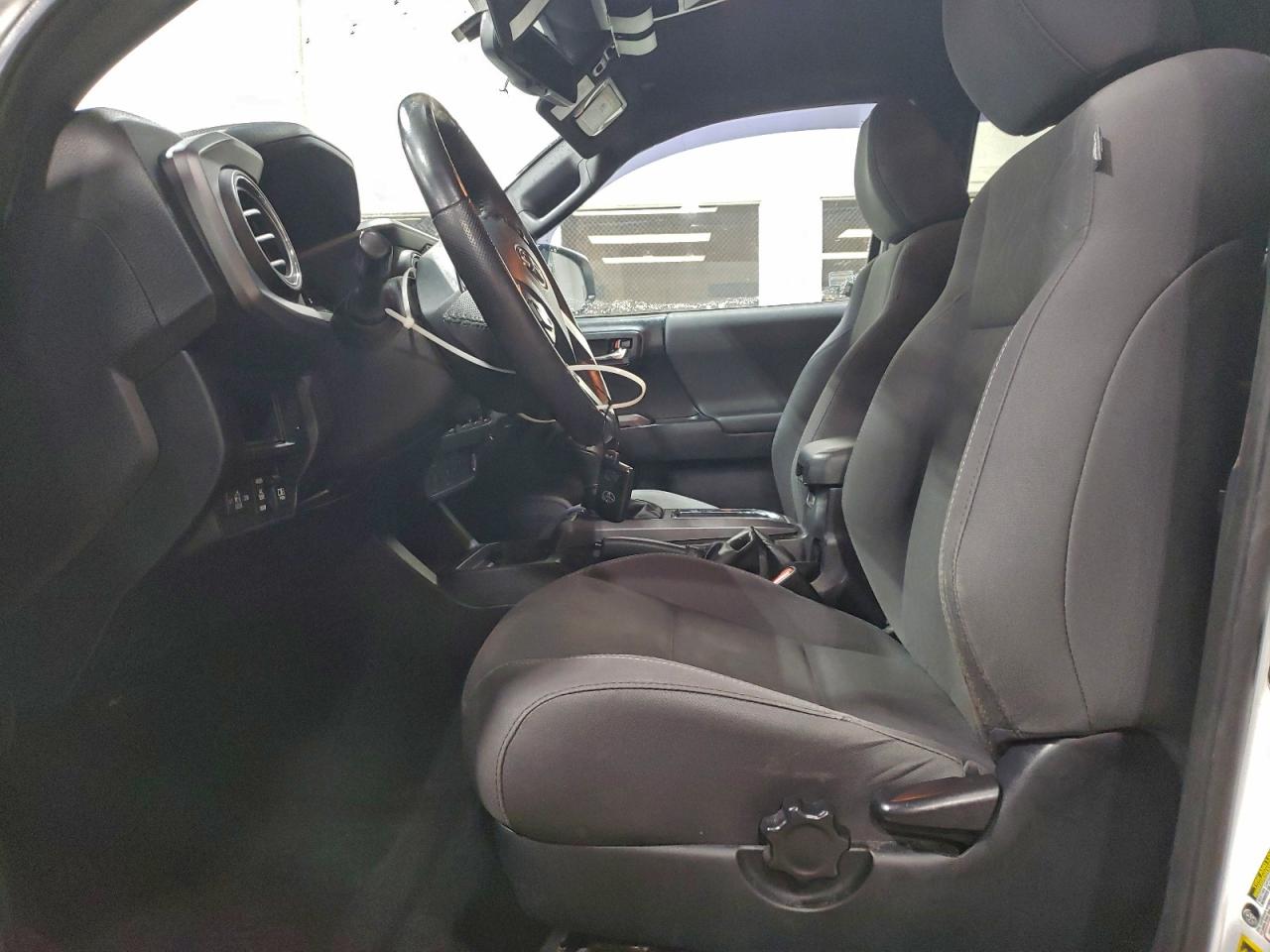 2017 TOYOTA TACOMA DOUBLE CAB photo 7