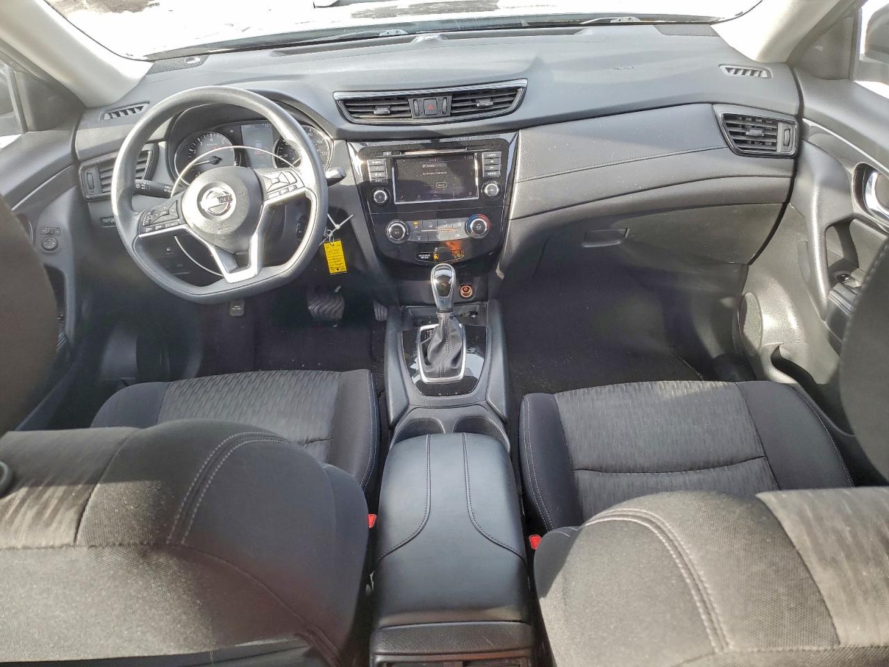 2018 NISSAN ROGUE S photo 8
