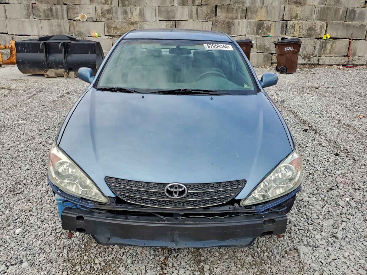 2003 TOYOTA CAMRY LE photo 5