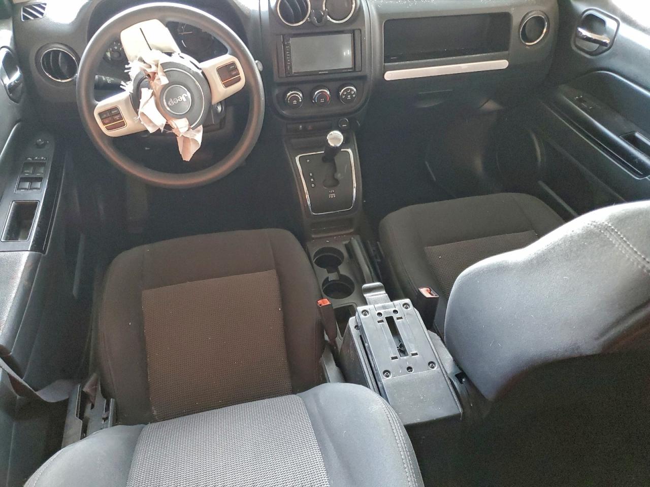 2014 JEEP PATRIOT SPORT photo 8