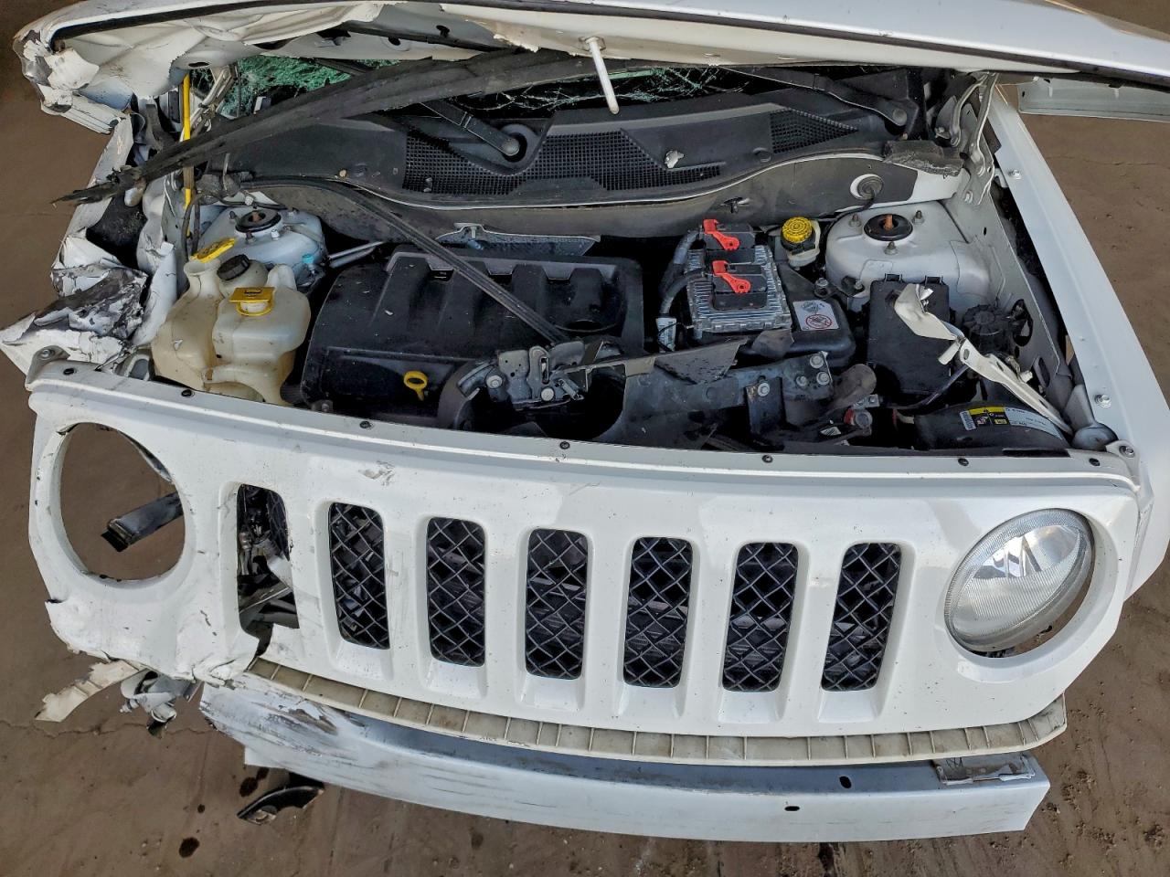 2014 JEEP PATRIOT SPORT photo 12
