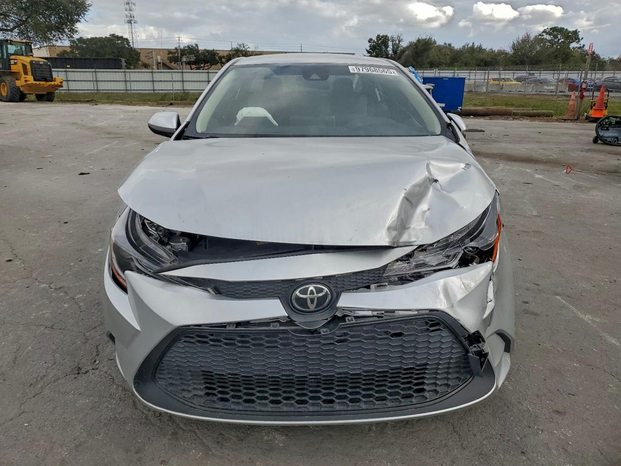 2021 TOYOTA COROLLA LE photo 5
