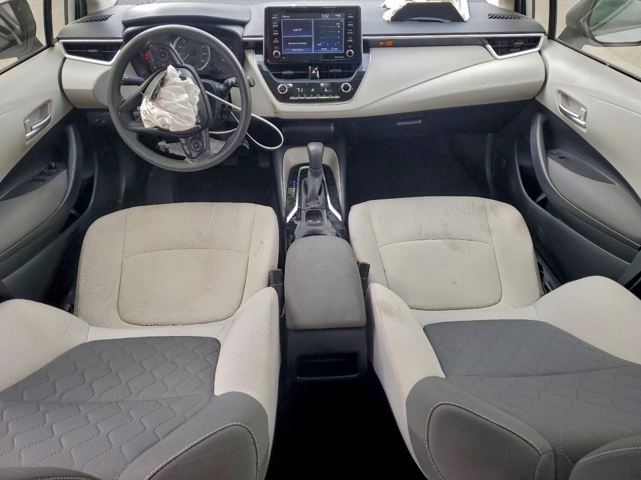 2021 TOYOTA COROLLA LE photo 8