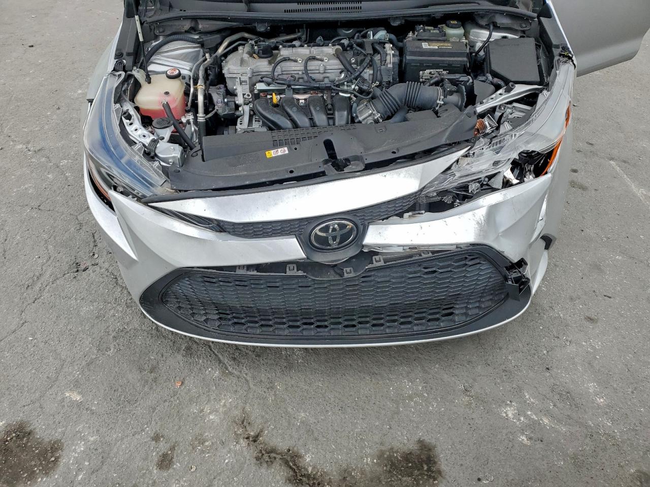 2021 TOYOTA COROLLA LE photo 11