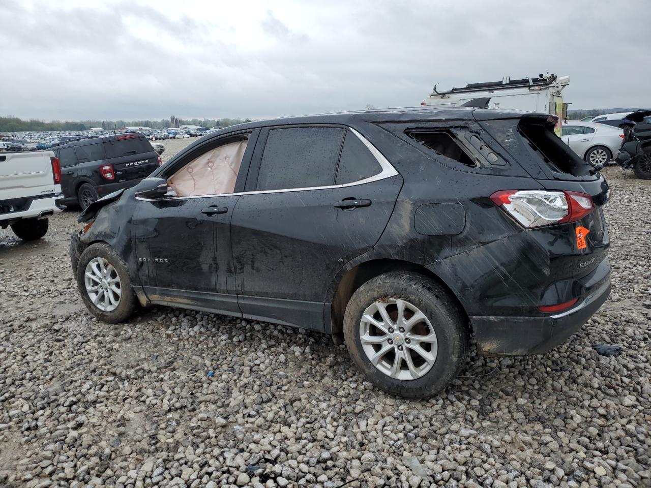 2018 CHEVROLET EQUINOX LT photo 2