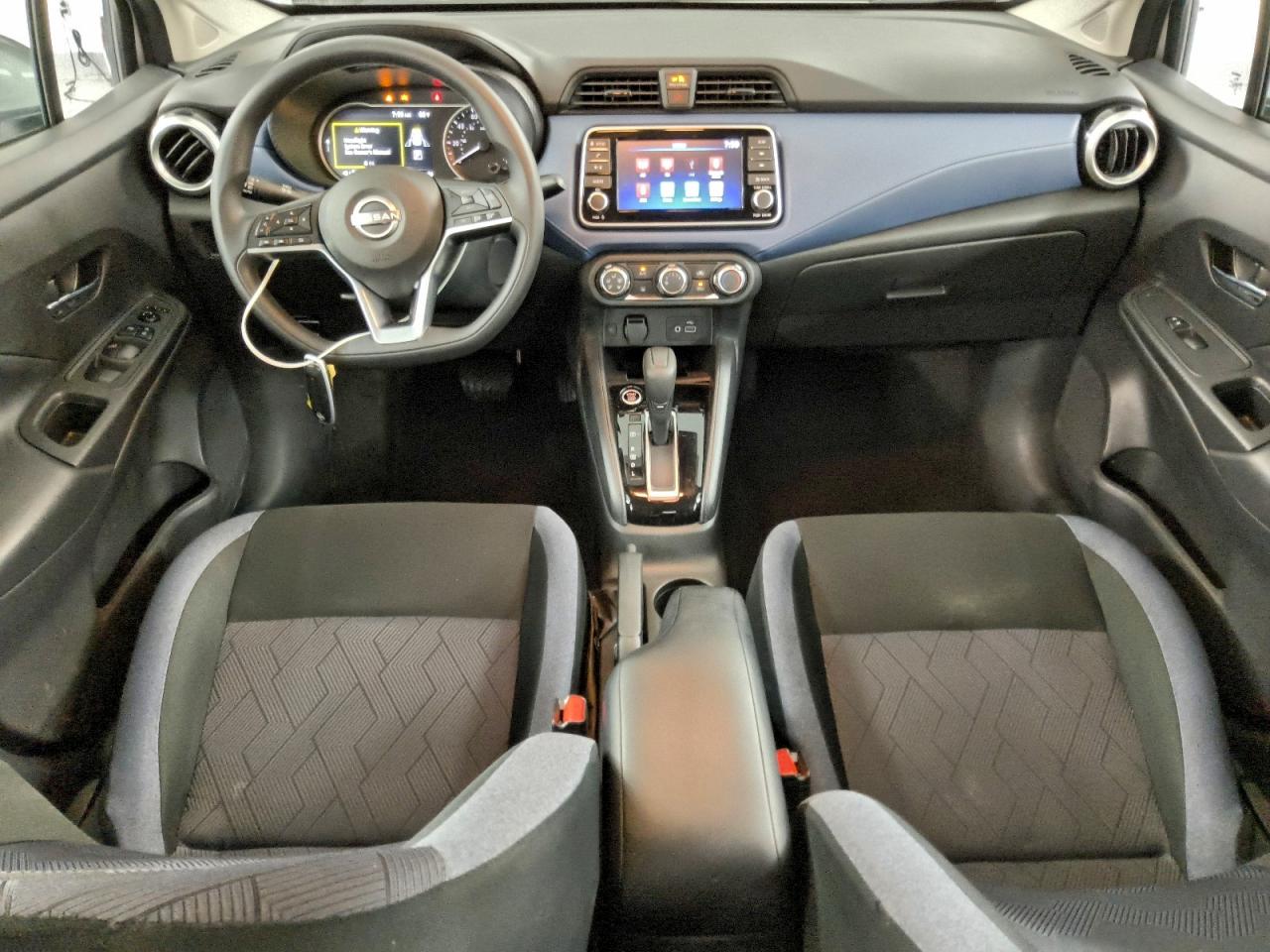 2025 NISSAN VERSA SV photo 15