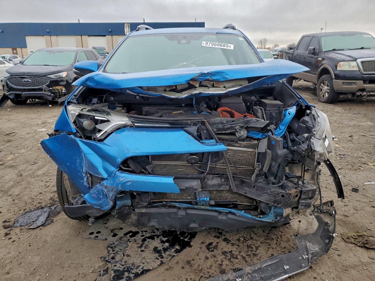 2018 TOYOTA RAV4 HV LE photo 5