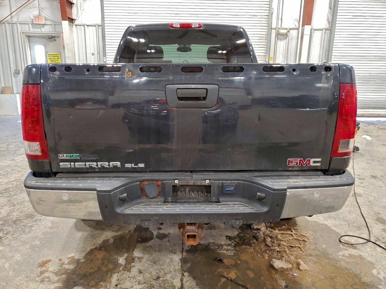 2010 GMC SIERRA K1500 SLE photo 6