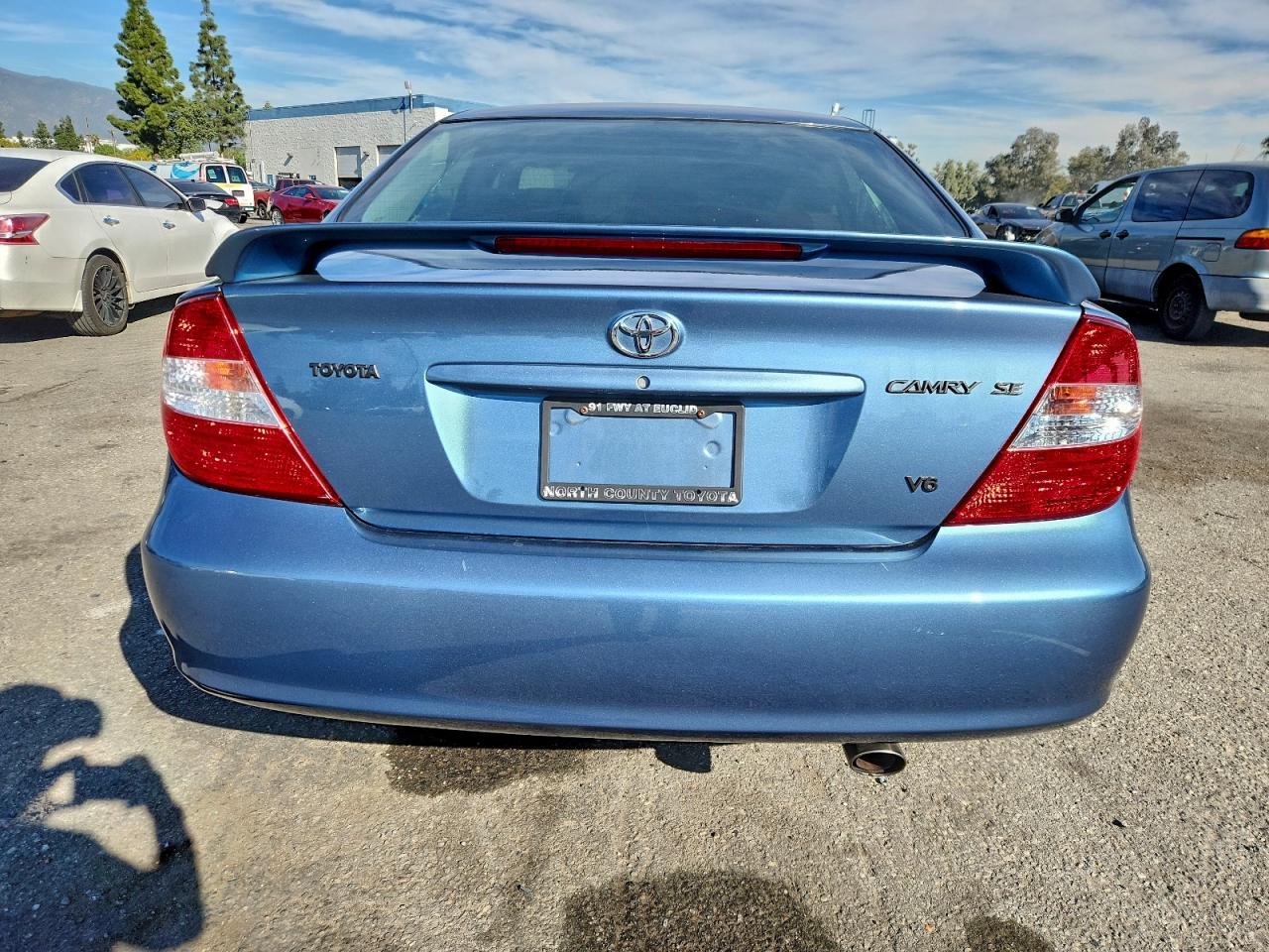 2002 TOYOTA CAMRY LE photo 6