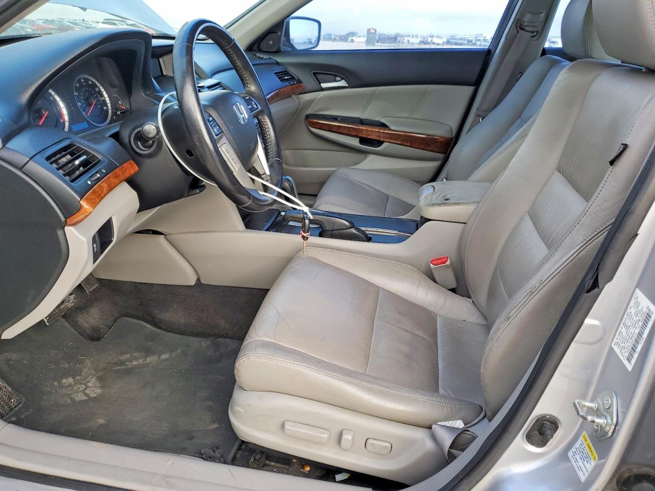 2011 HONDA ACCORD EXL photo 7