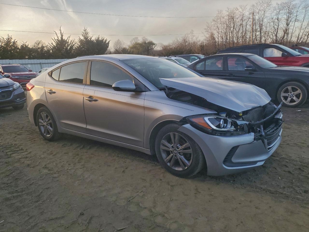 2017 HYUNDAI ELANTRA SE photo 4