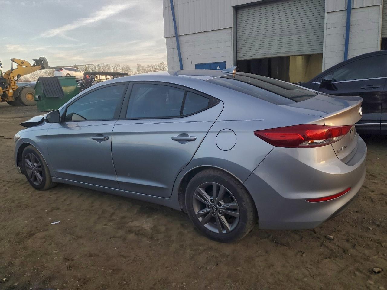 2017 HYUNDAI ELANTRA SE photo 2
