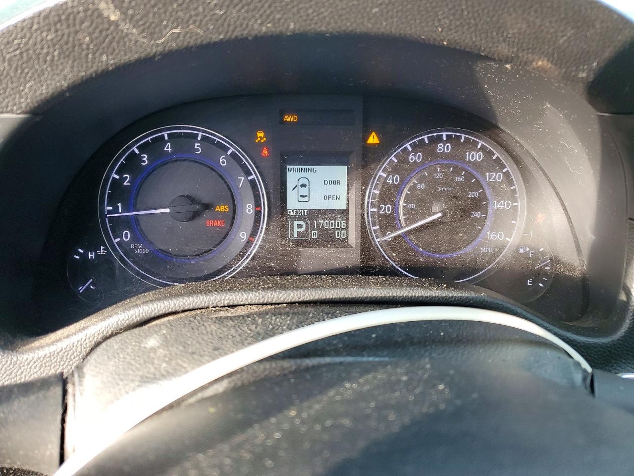2012 INFINITI G37 photo 9